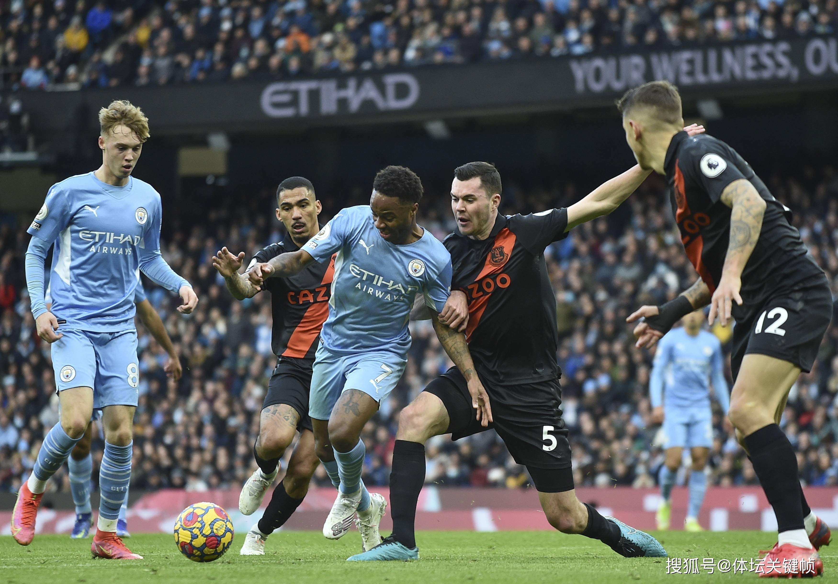 贝博体育 -英超赛前走向成谜；阿斯顿维拉临场应变；悬念犹存；医务组通报恢复 